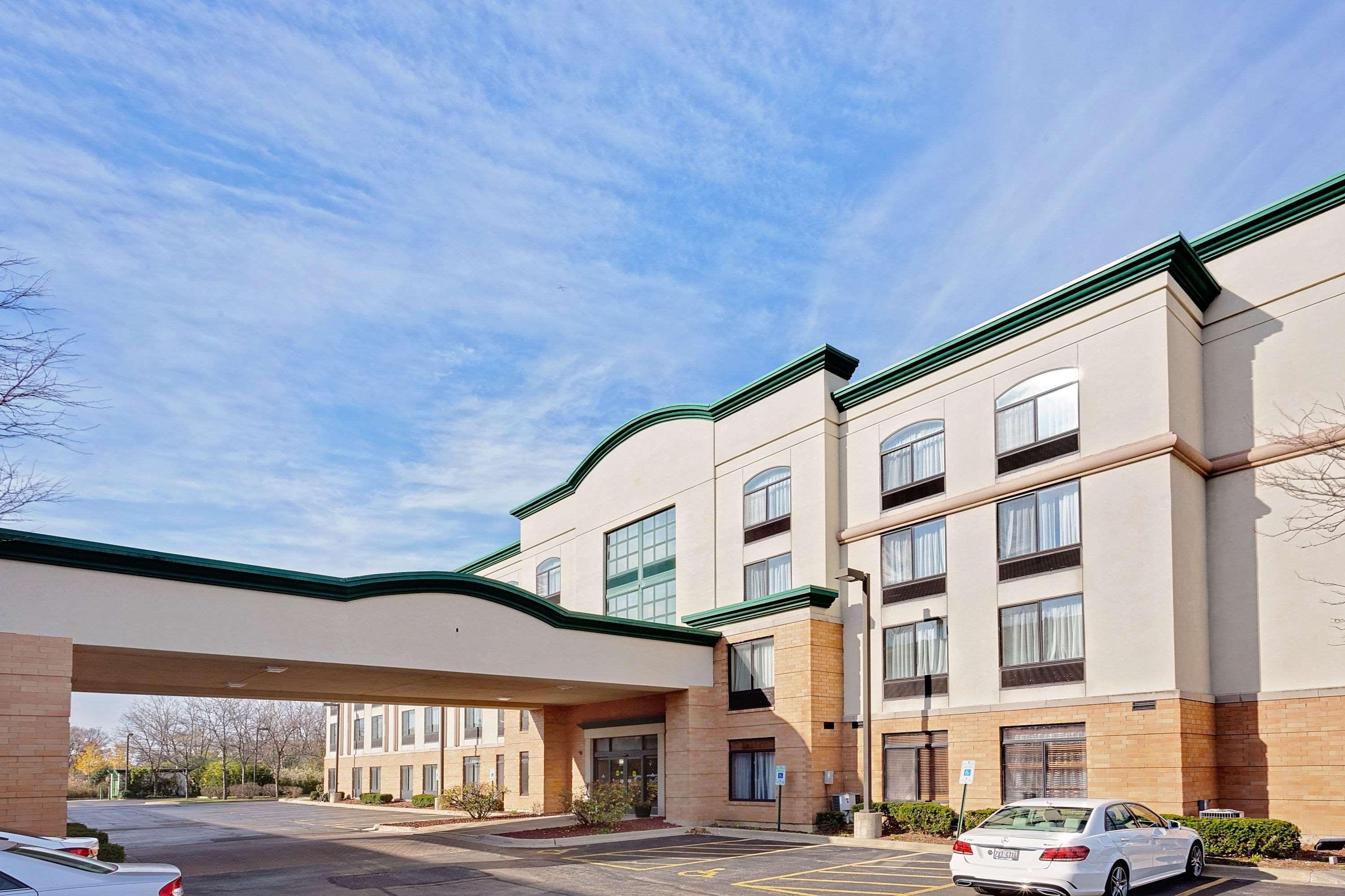 Comfort Inn & Suites Arlington Heights - Schaumburg Exterior photo